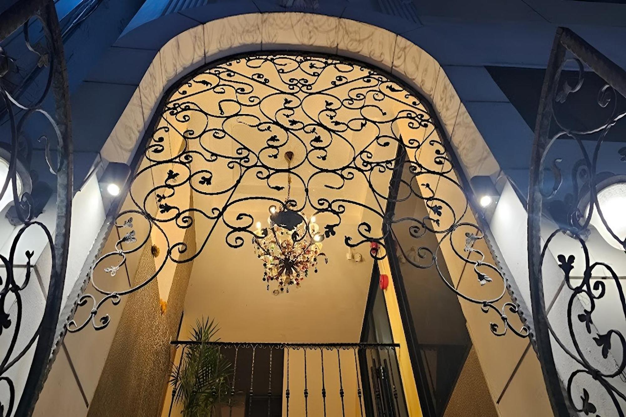 בנגקוק Bnb98 Silom Hotel מראה חיצוני תמונה