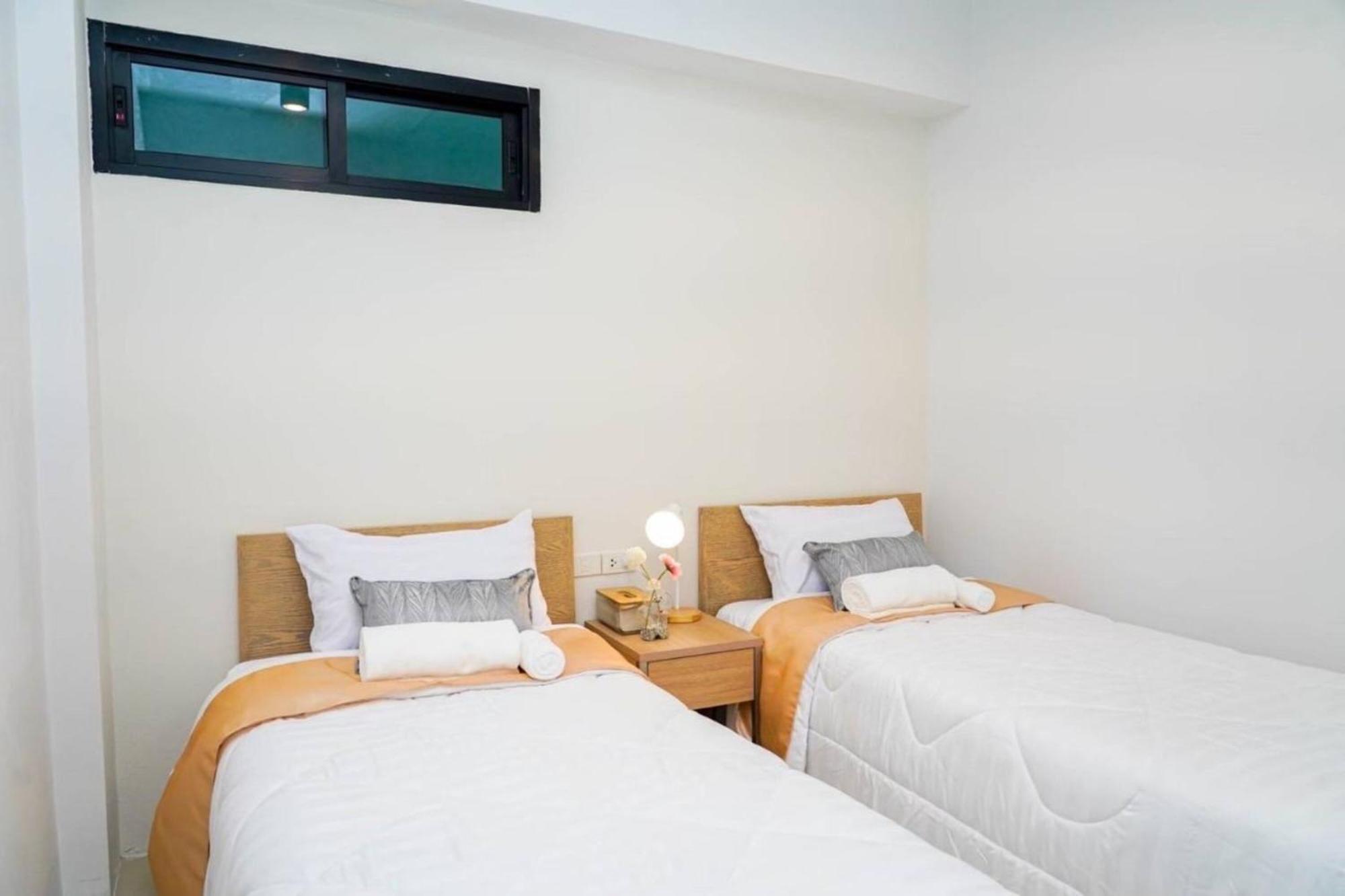 בנגקוק Bnb98 Silom Hotel מראה חיצוני תמונה