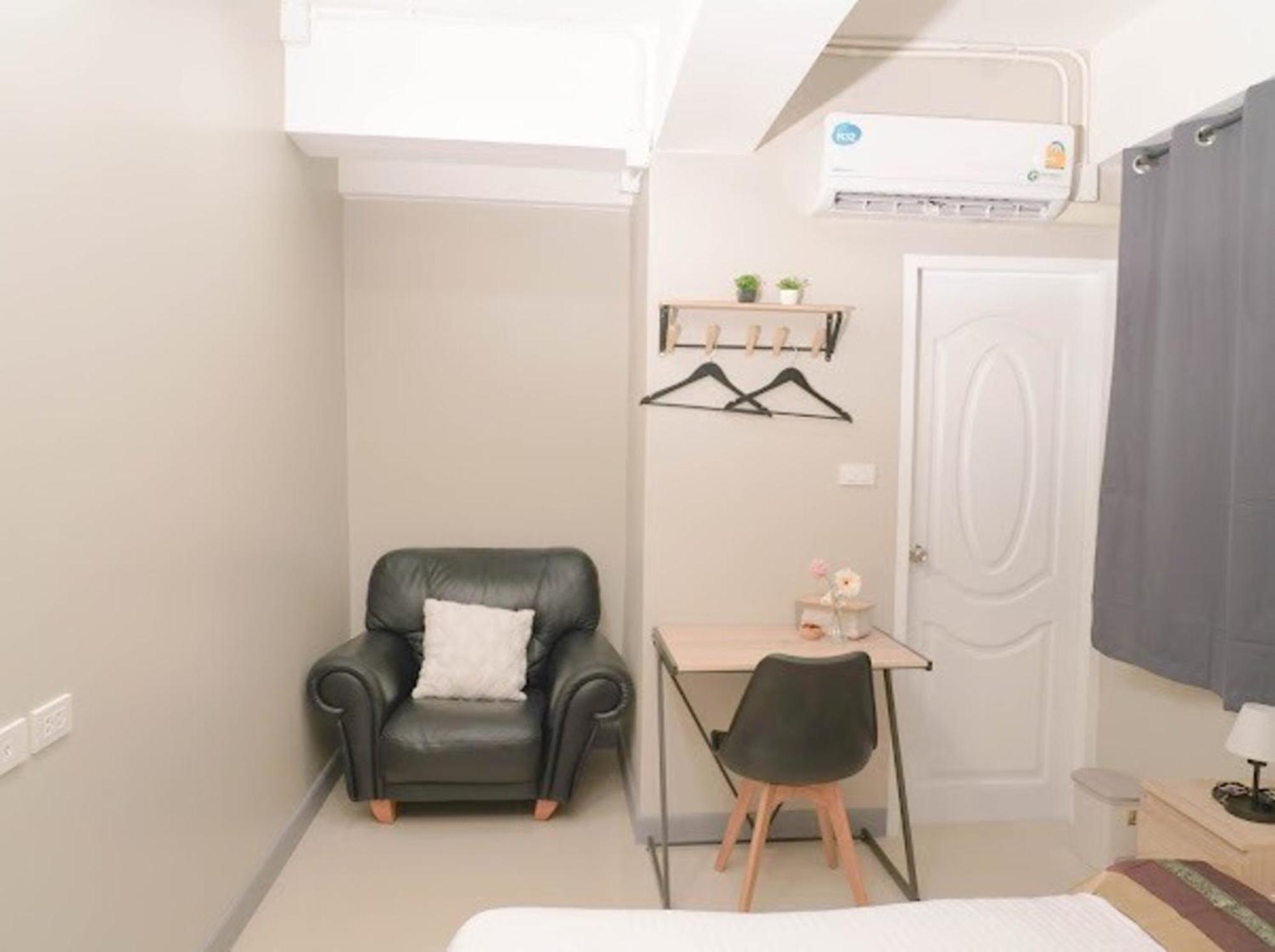 בנגקוק Bnb98 Silom Hotel מראה חיצוני תמונה