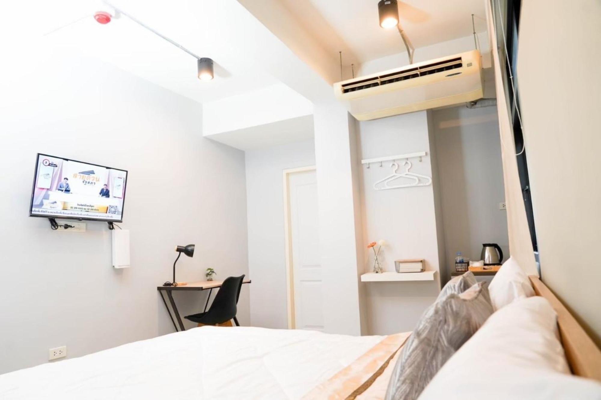 בנגקוק Bnb98 Silom Hotel מראה חיצוני תמונה
